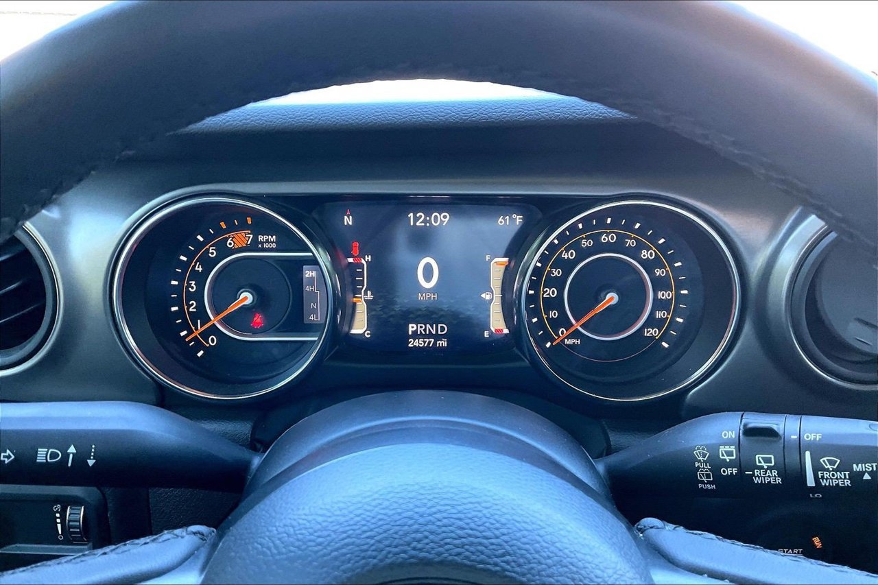 Used 2023 Jeep Wrangler Unlimited Sport AWD/4WD image 10
