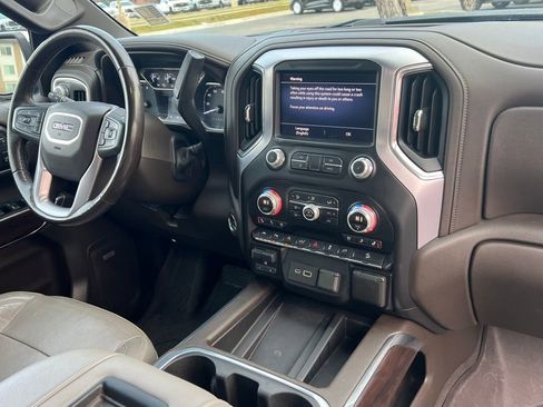 Used 2019 GMC Sierra 1500 SLT w/ SLT Premium Plus Package image 17