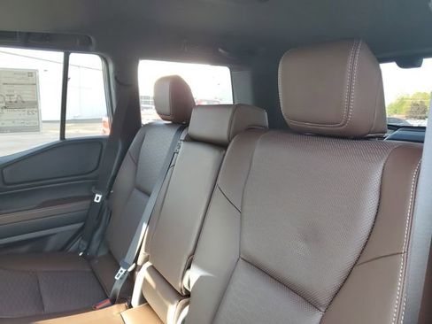 Used 2025 Toyota Land Cruiser image 29