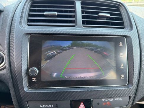 Used 2018 Mitsubishi Outlander Sport SE FWD image 21