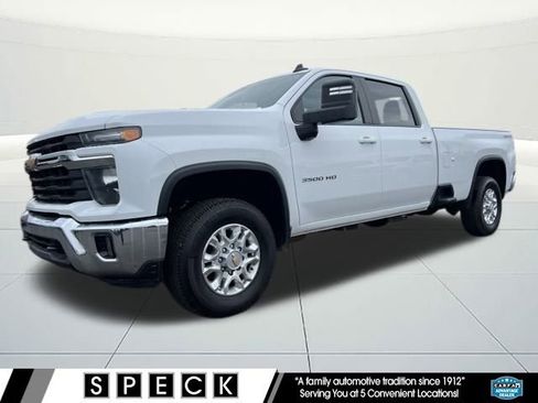 Used 2024 Chevrolet Silverado 3500 LT w/ Convenience Package image 1