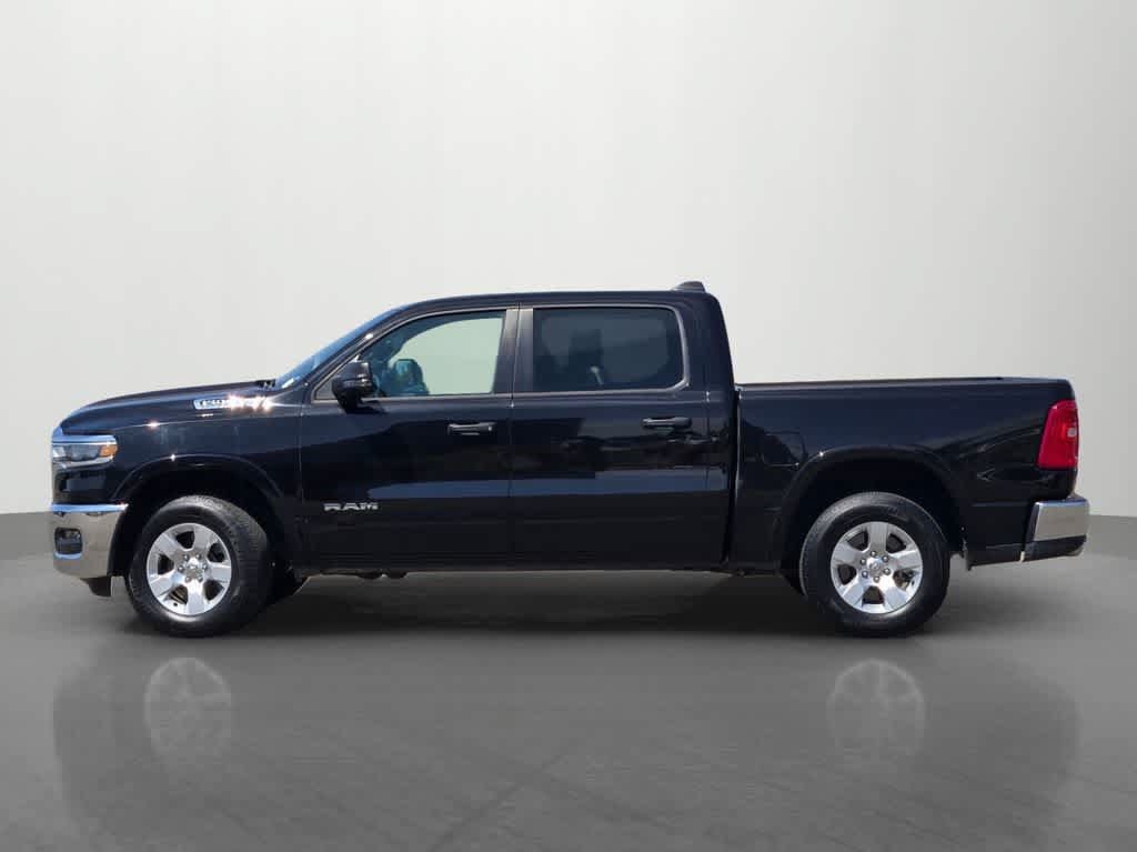 Used 2025 RAM 1500 Big Horn AWD/4WD image 3