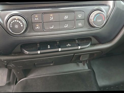 Used 2019 Chevrolet Silverado 2500 W/T w/ WT Convenience Package RWD image 27
