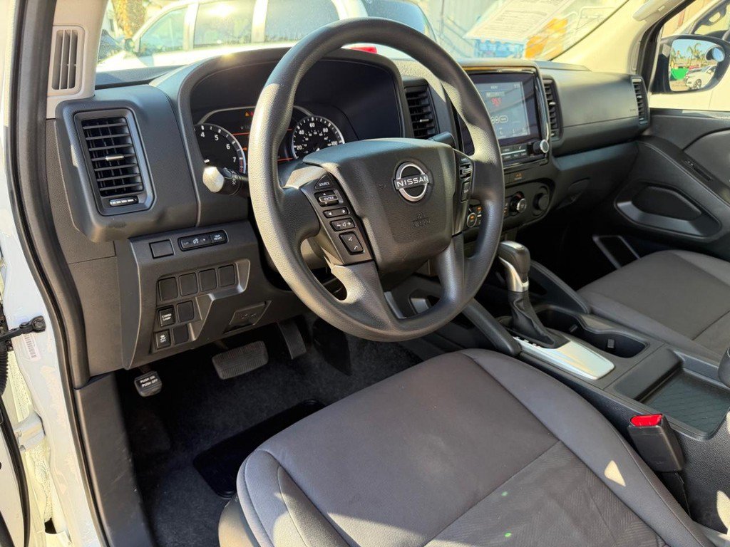 Used 2022 Nissan Frontier S RWD image 15