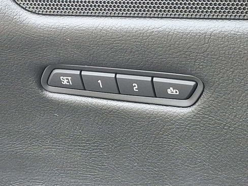 Used 2017 Cadillac XT5 Luxury w/ Driver Awareness Package image 26