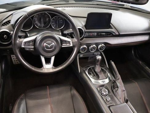 Used 2018 MAZDA MX-5 Miata RF Grand Touring image 14