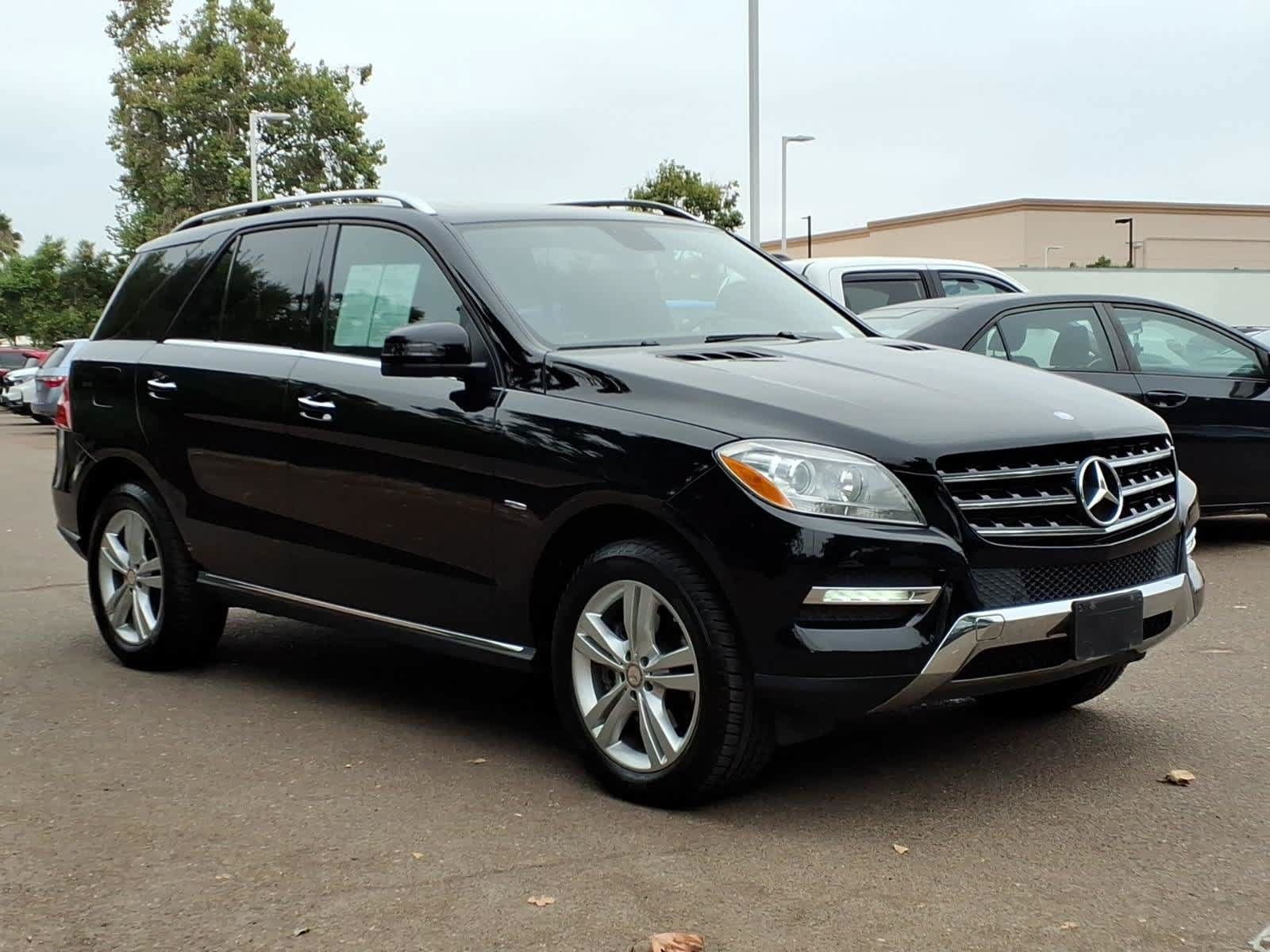Used 2012 Mercedes-Benz ML 350 BlueTEC 4MATIC image 3