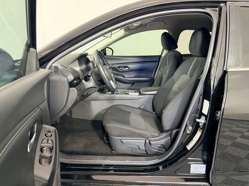 Used 2022 Nissan Sentra SV FWD image 24