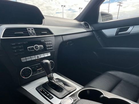Used 2014 Mercedes-Benz C 250 Sedan image 37