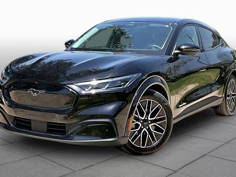Certified 2025 Ford Mustang Mach-E Premium RWD image 34