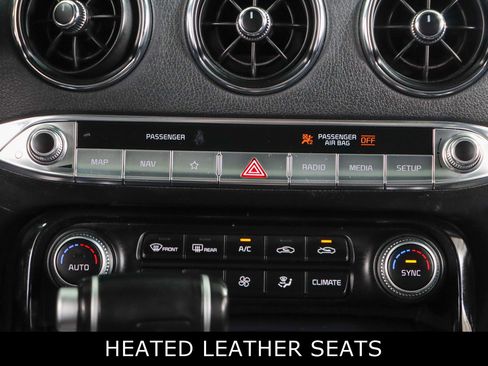 Used 2022 Kia Stinger GT1 RWD image 20