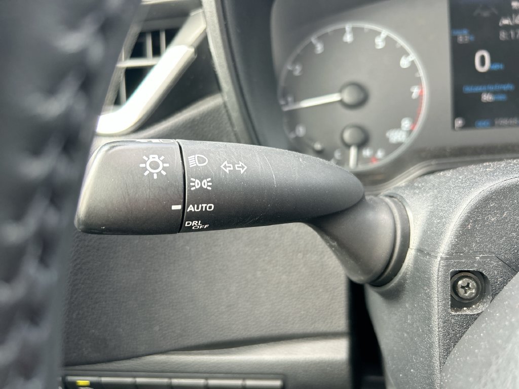 Used 2023 Toyota Corolla SE FWD image 19