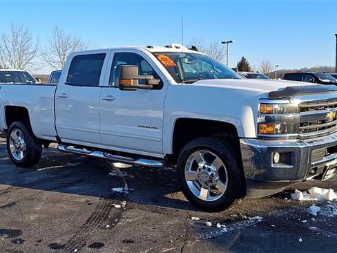 Used 2018 Chevrolet Silverado 2500 LT w/ All Star Edition image 8