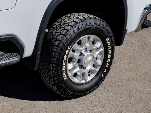 Used 2022 Chevrolet Silverado 2500 LTZ w/ Safety Package image 65