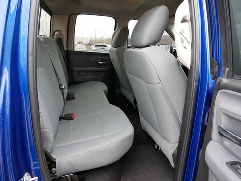 Used 2017 RAM 1500 Classic SLT AWD/4WD image 9