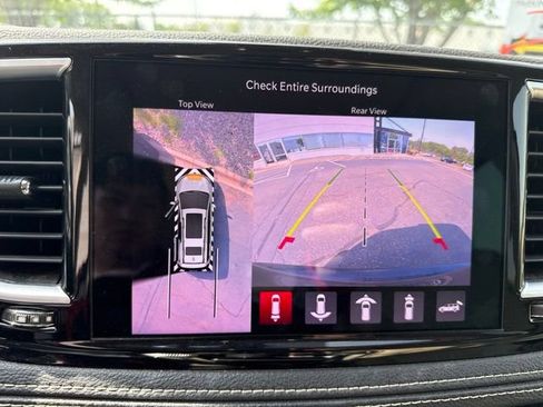 Used 2021 Chrysler Pacifica Limited w/ Premium & Safety Sphere Group AWD/4WD image 17