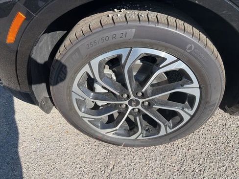 New 2026 Lincoln Nautilus Reserve AWD/4WD image 10
