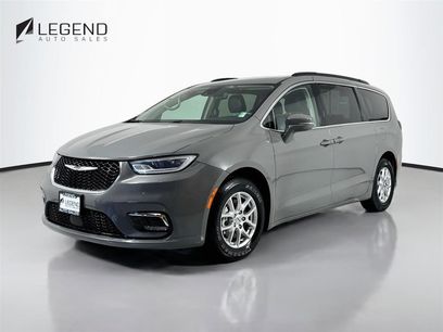 Used 2022 Chrysler Pacifica Touring-L
