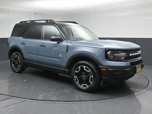 Certified 2024 Ford Bronco Sport Outer Banks AWD/4WD image 1