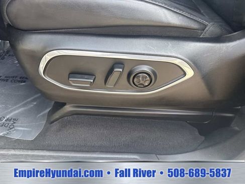 Used 2022 Jeep Wagoneer Series II AWD/4WD image 20