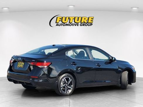 Certified 2024 Nissan Sentra SV FWD image 4