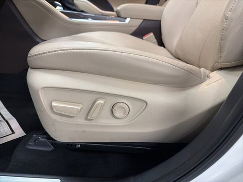 Certified 2021 Toyota Highlander Limited image 32