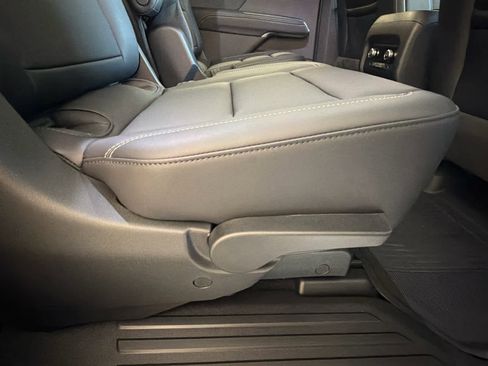 New 2026 GMC Acadia Elevation w/ Black Edition FWD image 37