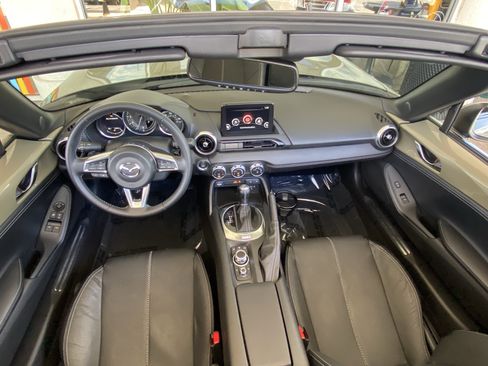 Certified 2023 MAZDA MX-5 Miata Grand Touring RWD image 23