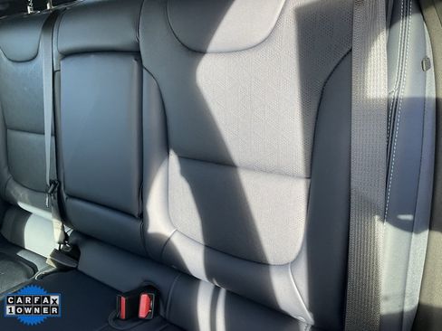 Used 2022 Chevrolet Bolt EUV LT w/ Convenience Package image 29