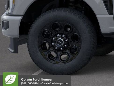 New 2026 Ford F250 Lariat w/ Black Appearance Package image 19