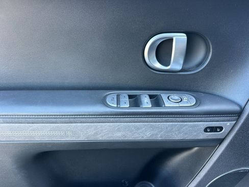 Used 2024 Hyundai Ioniq 5 Limited RWD image 11