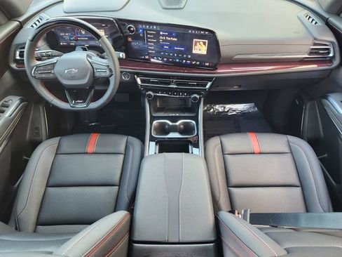Used 2026 Chevrolet Traverse RS w/ LPO, Floor Liner Package AWD/4WD image 27
