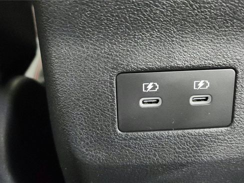 Used 2025 Nissan Kicks SR AWD/4WD image 26