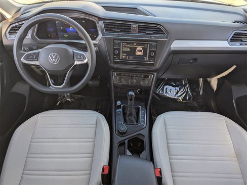 Used 2022 Volkswagen Tiguan S image 12