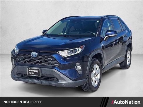 Certified 2019 Toyota RAV4 XLE w/ Convenience Package AWD/4WD image 1