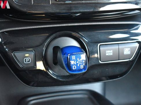Used 2021 Toyota Prius LE FWD image 25