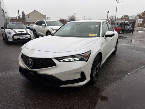 Used 2023 Acura Integra A-Spec image 2