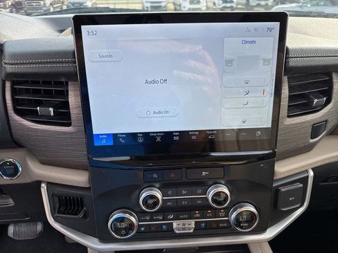 Certified 2024 Ford Expedition Limited image 23