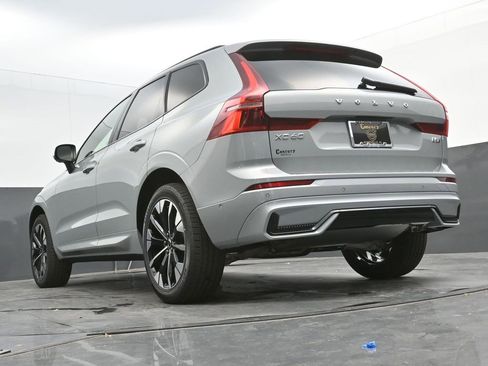 New 2026 Volvo XC60 B5 Plus w/ Protection Package Premier image 25