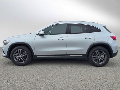 New 2025 Mercedes-Benz GLA 250 4MATIC image 6