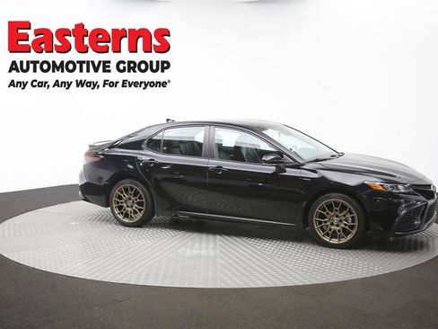 Used 2023 Toyota Camry SE AWD/4WD image 42