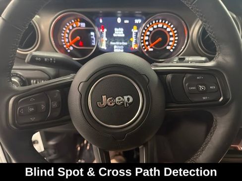 Used 2018 Jeep Wrangler Unlimited Sport S AWD/4WD image 22