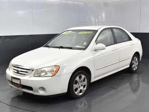 Used 2006 Kia Spectra EX FWD image 4
