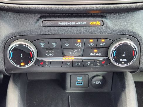 Used 2023 Ford Escape Active w/ Cold Weather Package FWD image 19