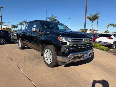 Used 2023 Chevrolet Silverado 1500 LTZ image 3