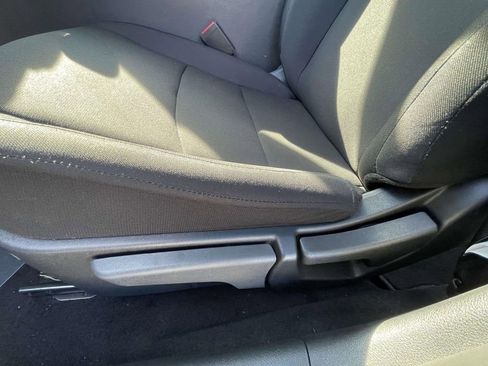 Used 2025 Nissan Sentra S image 14