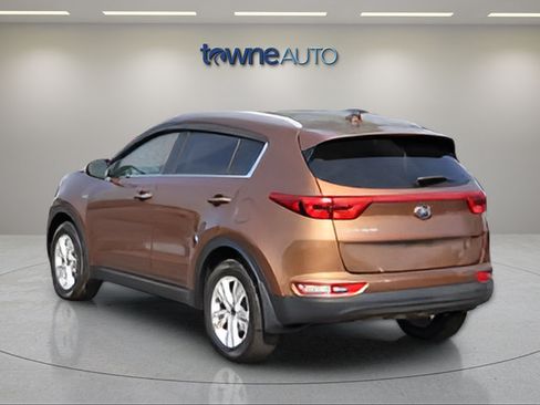 Used 2018 Kia Sportage LX w/ LX Popular Package AWD/4WD image 3