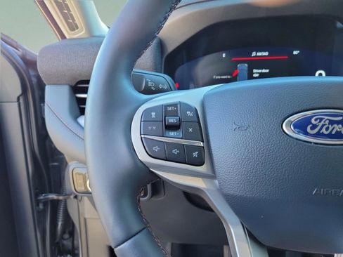 New 2026 Ford Explorer Active image 13