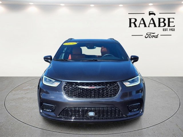 Used 2021 Chrysler Pacifica Limited w/ S Appearance Package FWD image 2