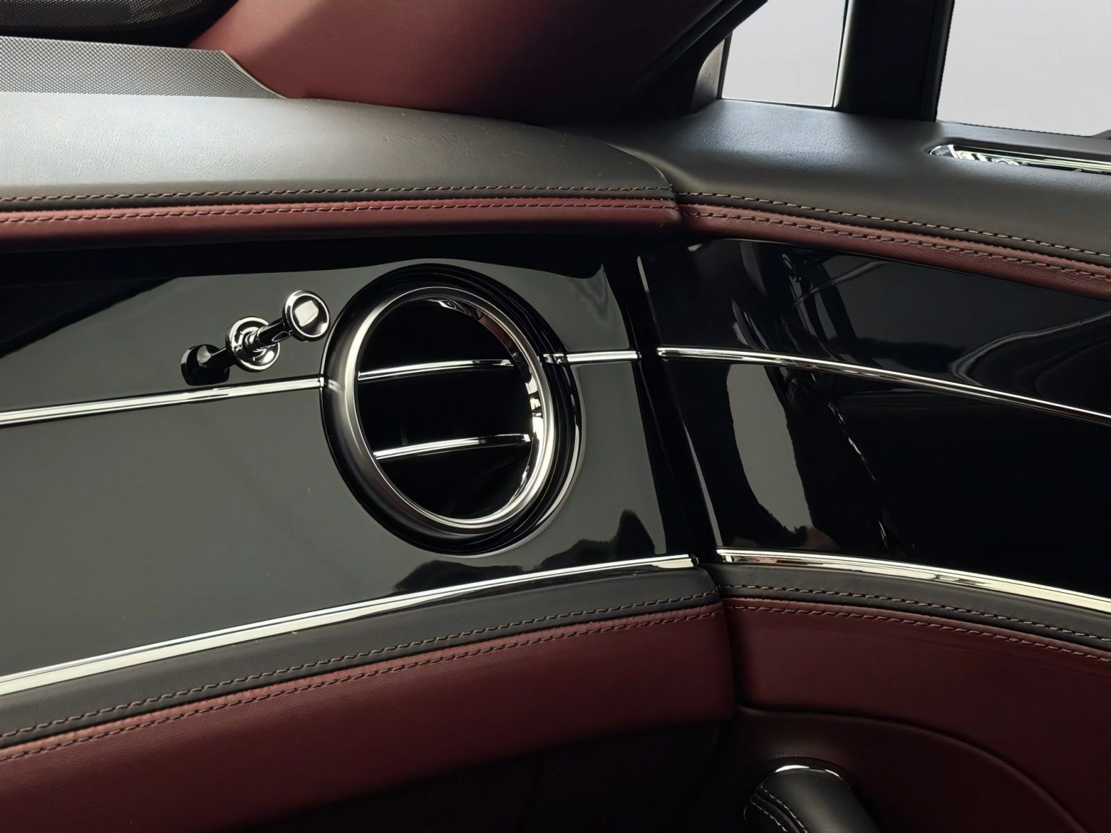 Used 2020 Bentley Flying Spur W12 AWD/4WD image 16